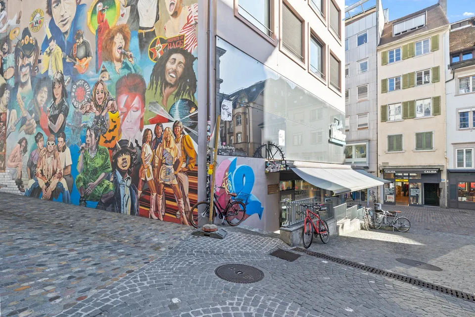 Repräsentative Eckfläche mit hoher Visibilität – foto 9 di 9