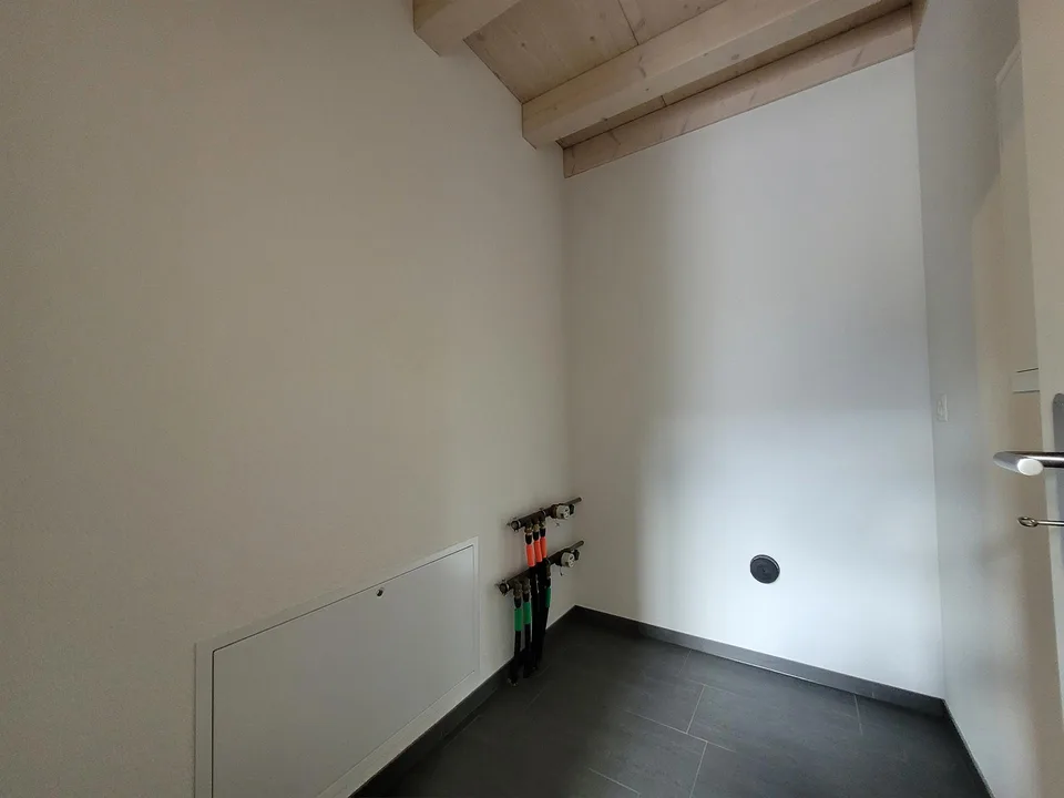 Grosszügige, helle Wohnung im Eigentumsstandard mit Galerie