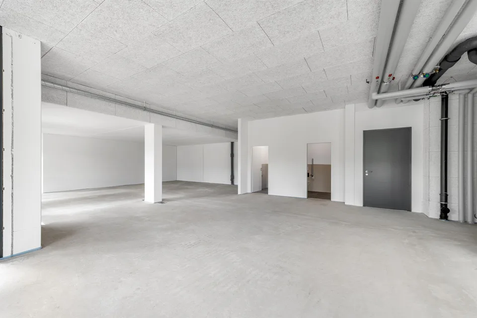 Büro- oder Ladenteilfläche in der modernen Überbauung Sennenwies