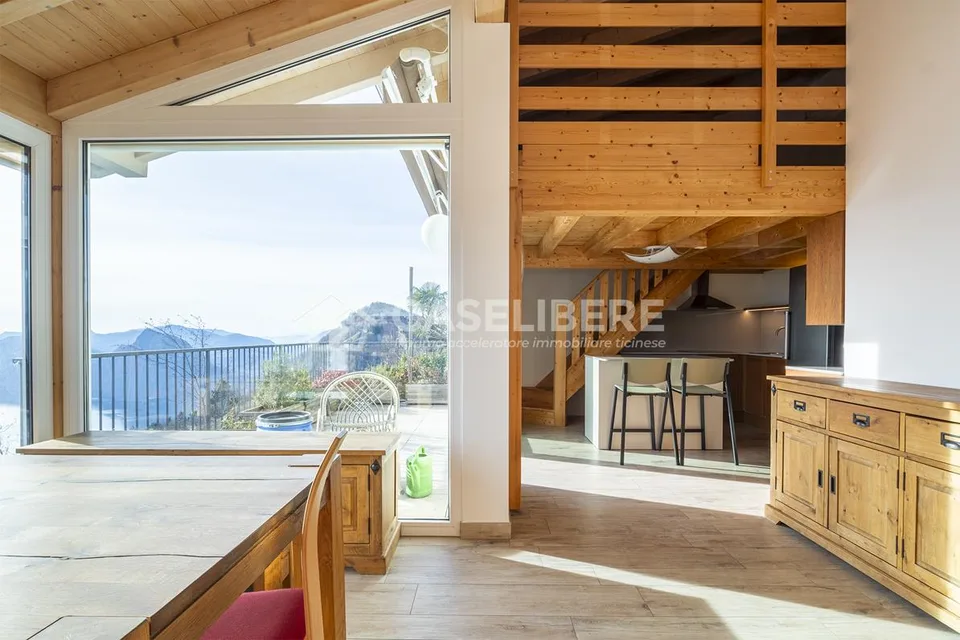 CASA UNIFAMILIARE CON VISTA SPETTACOLARE