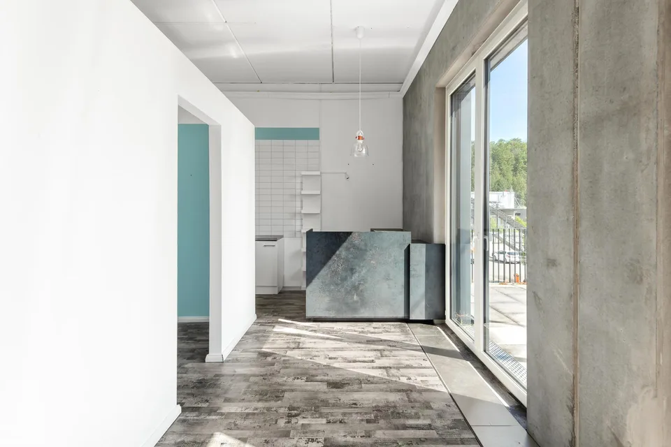 ausgebaute Gewerbefläche / Büro per sofort
