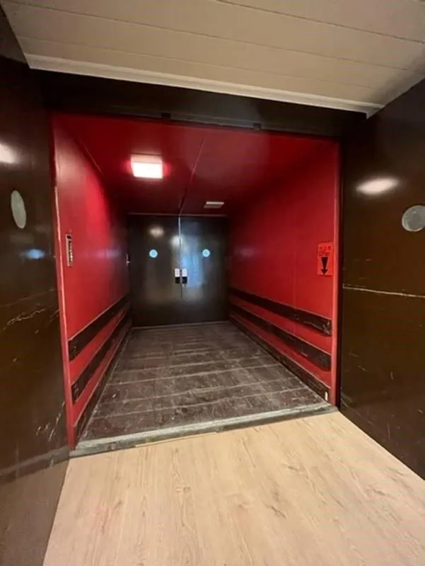Vos nouveaux bureaux proche de l'autoroute ! – photo 11 of 11