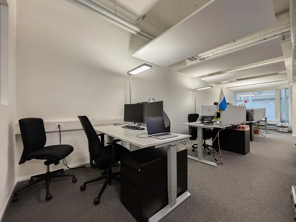 Gewerbe im Ruopigen Zentrum zu vermieten!