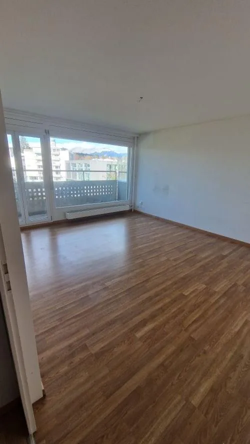 helle 2-Zimmerwohnung mit 2 Balkonen