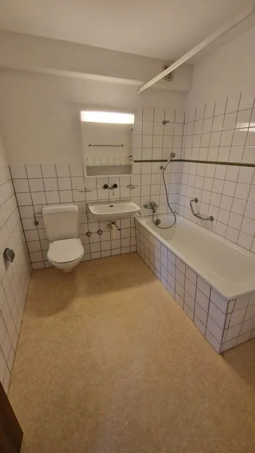 helle 2-Zimmerwohnung mit 2 Balkonen