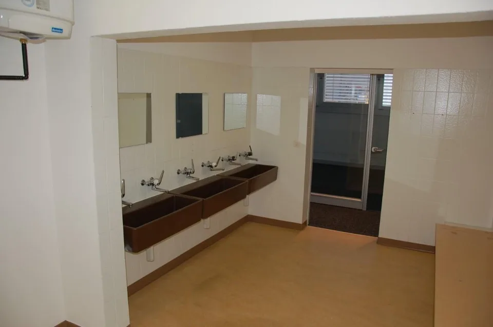 Büro-/Gewerberäumlichkeiten an gut erschlossener Lage – Foto 9 von 11