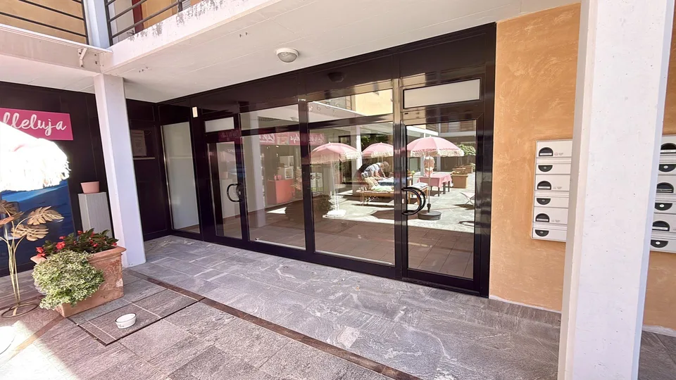 Gelegenheit an der Piazza von Ascona