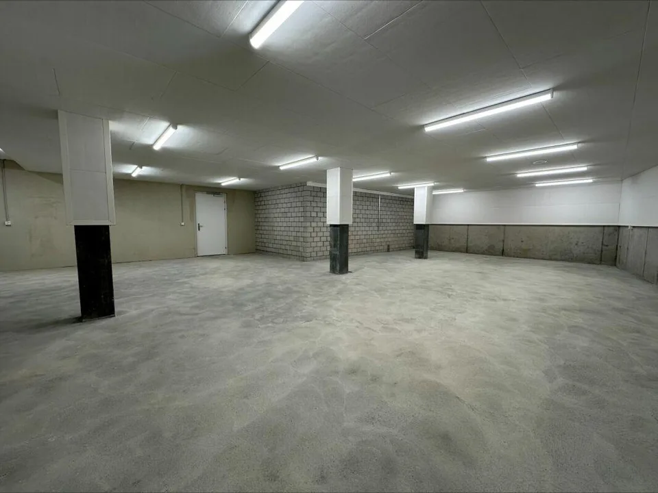 ERSTVERMIETUNG - Zukunftsorientierte Büro- oder Praxisfläche à 163 ... – foto 7 di 7