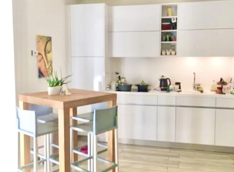 Moderne Wohnung mit eingezäuten Garten - appartamento con giardinetto