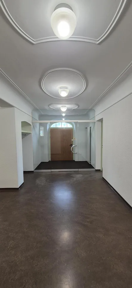 Wohnung mit Möglichkeit zur gewerblichen Nutzung im Zentrum