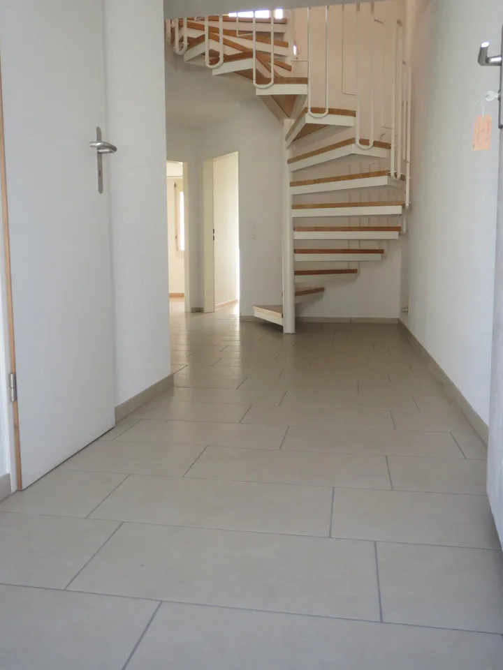 3.5-Maisonettewohnung im 2.OG links