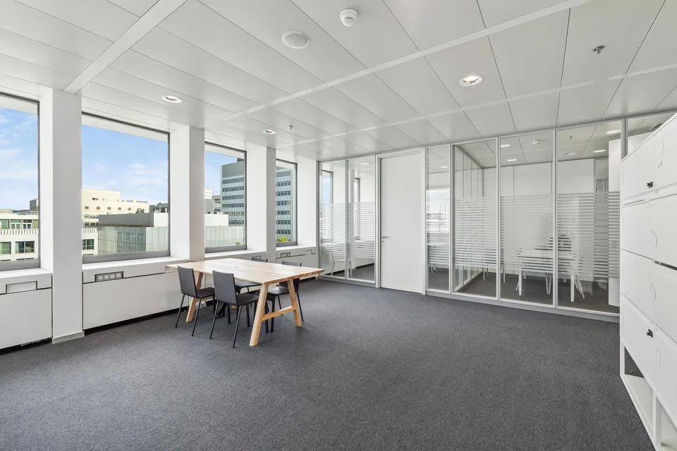 Arbeiten, wo Innovation zuhause ist - Büroflächen im Novartis Campus – Foto 10 von 13