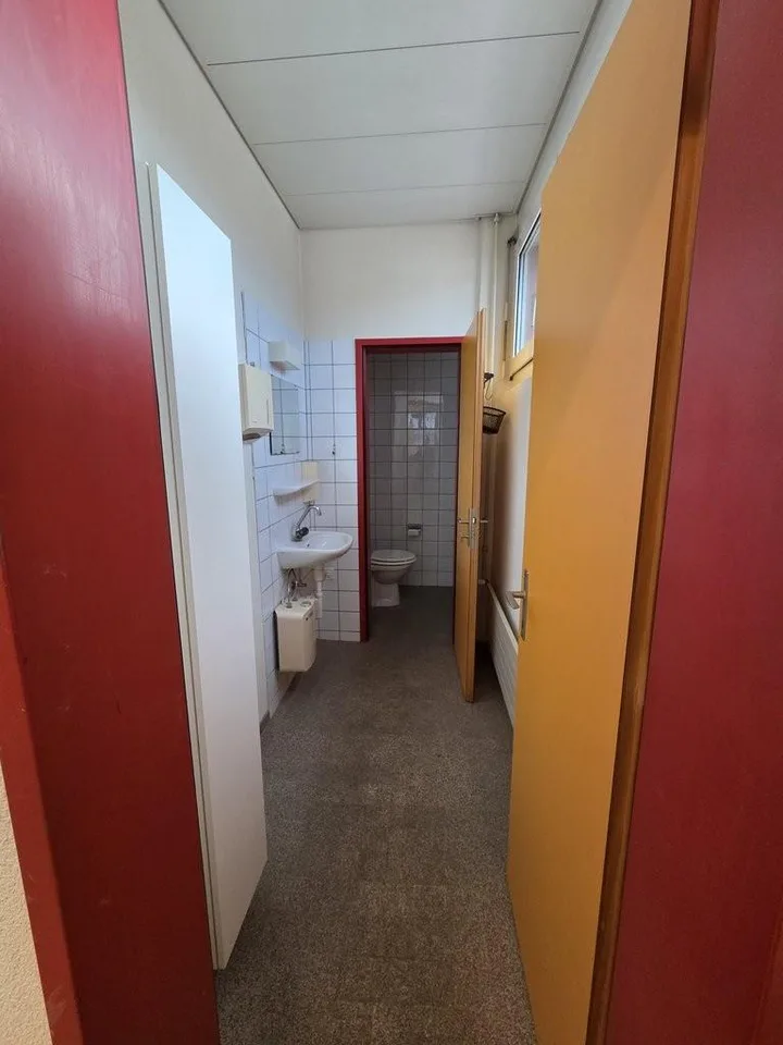 Gewerberaum / Büro mit Weitblick à 65.40 m2 im "Hirzi" Zollikofen