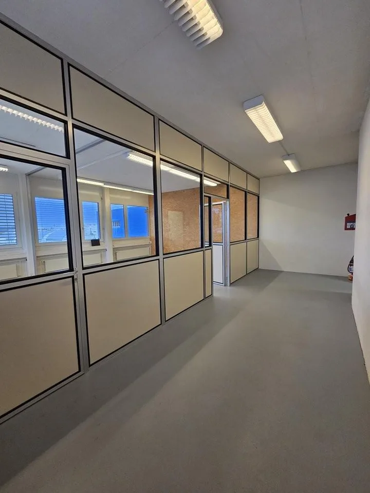 Gewerberaum / Büro mit Weitblick à 65.40 m2 im "Hirzi" Zollikofen