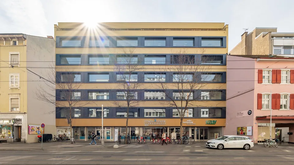 ATTRAKTIVE BÜROFLÄCHEN AN BESTER LAGE IM KLEINBASEL – foto 8 di 8
