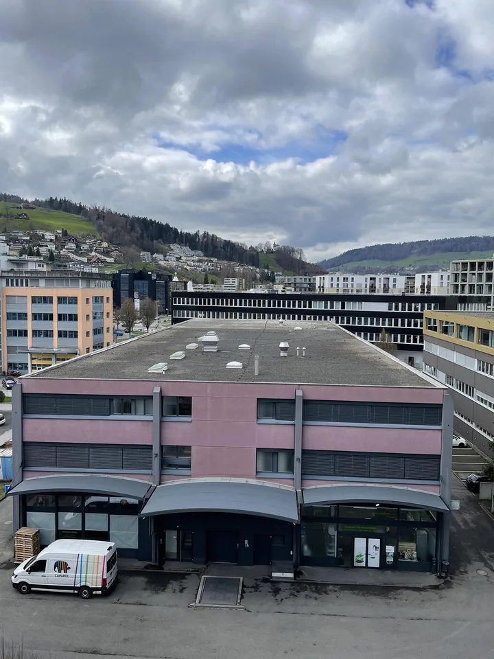 Lagerfläche in 6010 Kriens