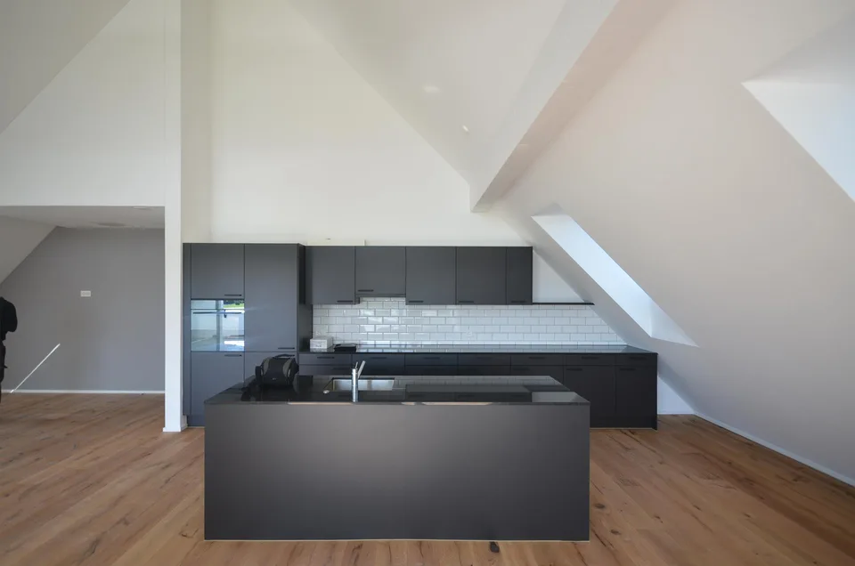 Schöne, helle 5.5 Zimmer DG Wohnung in Braunau TG