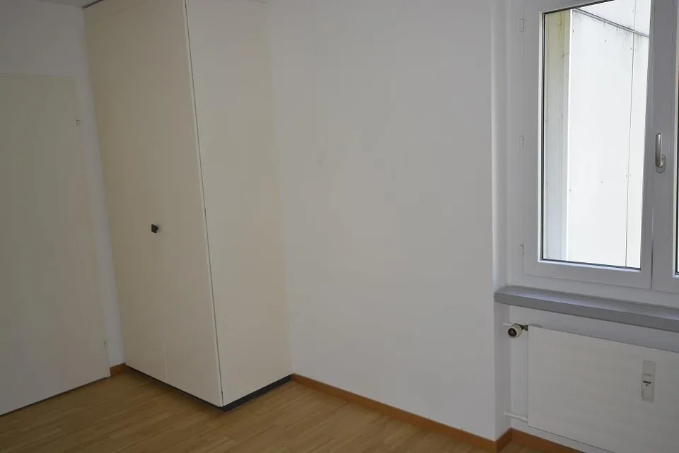 Grosszügige Wohnung – Foto 6 von 11