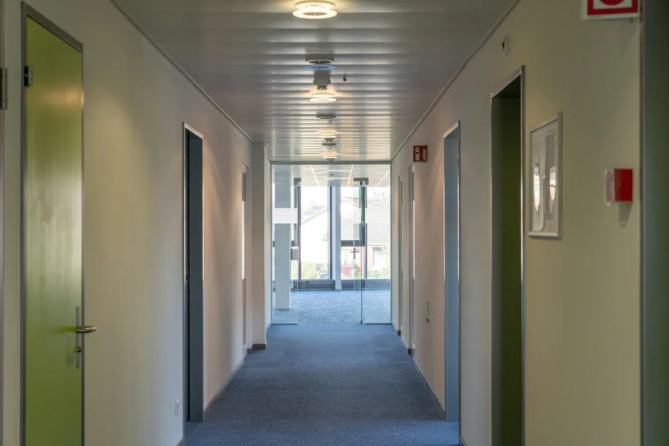 177m² Bezugsbereite Top Büroflächen in Aesch - GWERB7