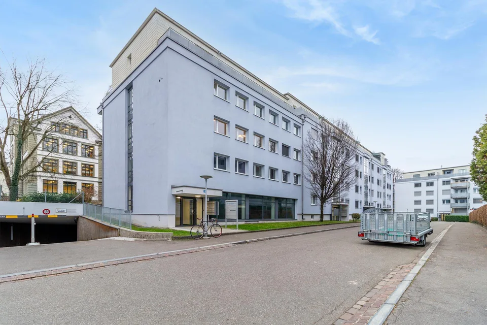 144m2 Gewerbefläche im 1.OG, in 8048 Zürich, zu vermieten