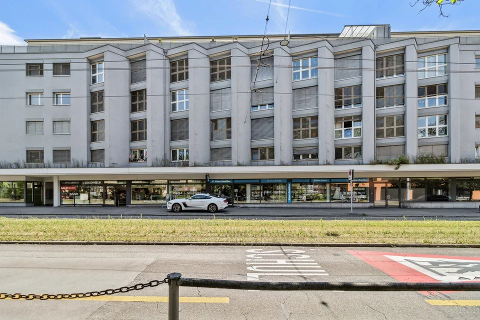 Ladenlokal  ca. 145 m2 im EG, in 8048 Zürich zu vermieten