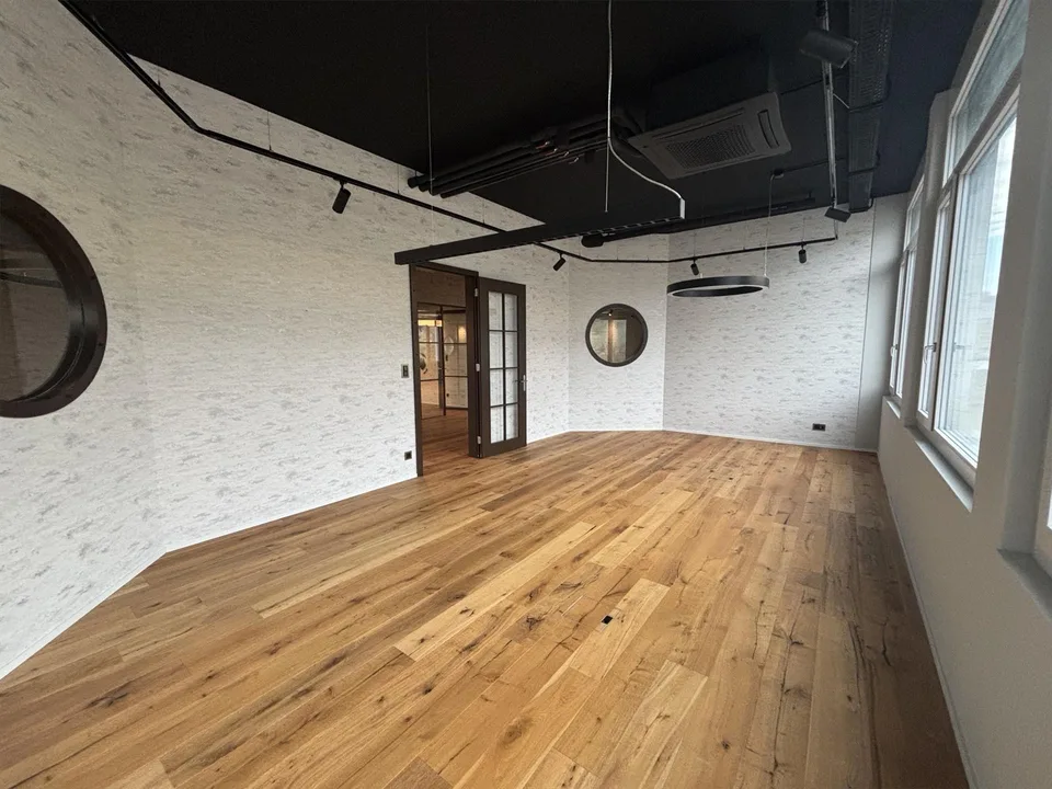 Modernes Büro – Foto 7 von 9