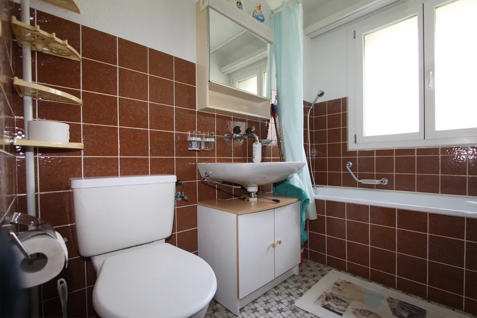 Zur Vermietung: 2.5 Zimmerwohnung in der nähe der Bergbahnen