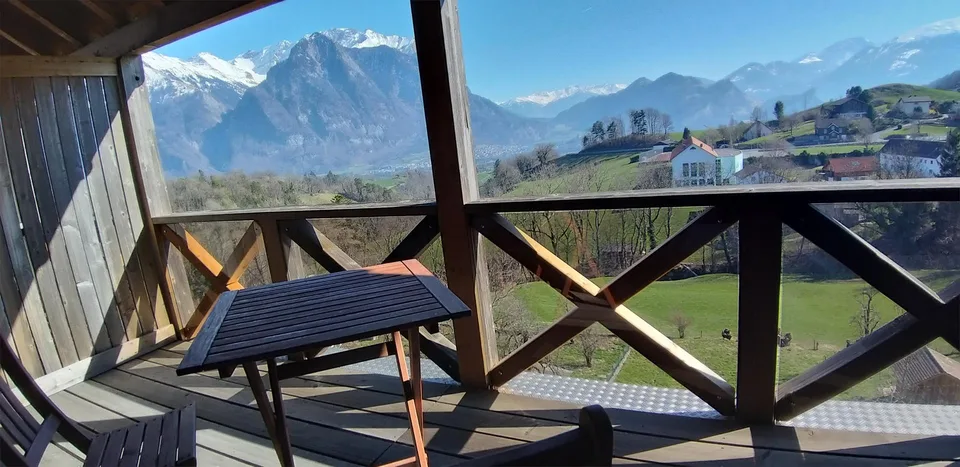 Flexible Monatszimmer mit Service und toller Aussicht