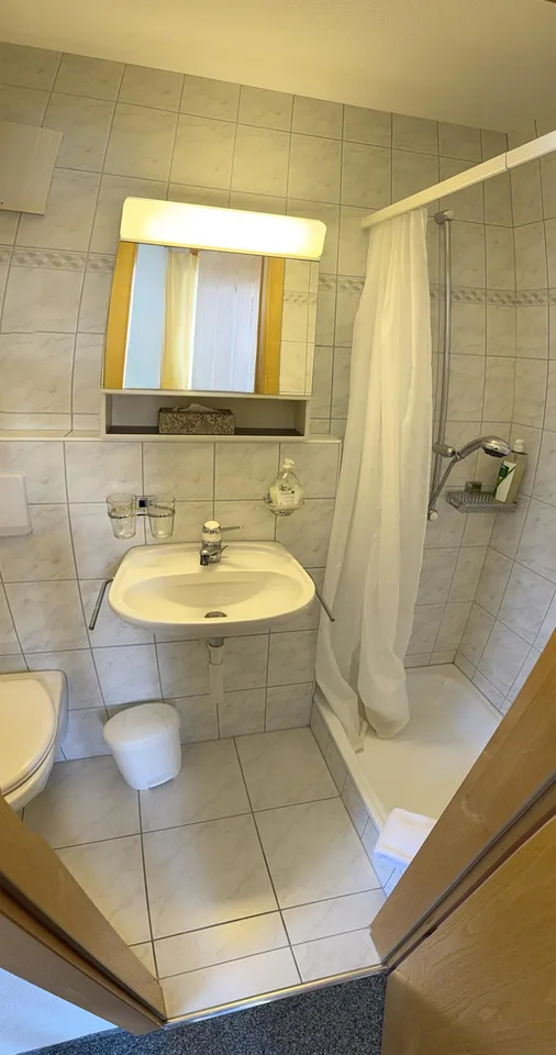 Flexible Monatszimmer mit Service und toller Aussicht