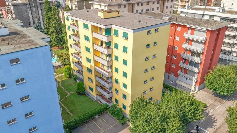 Affittasi posteggio in autorimessa a Lugano