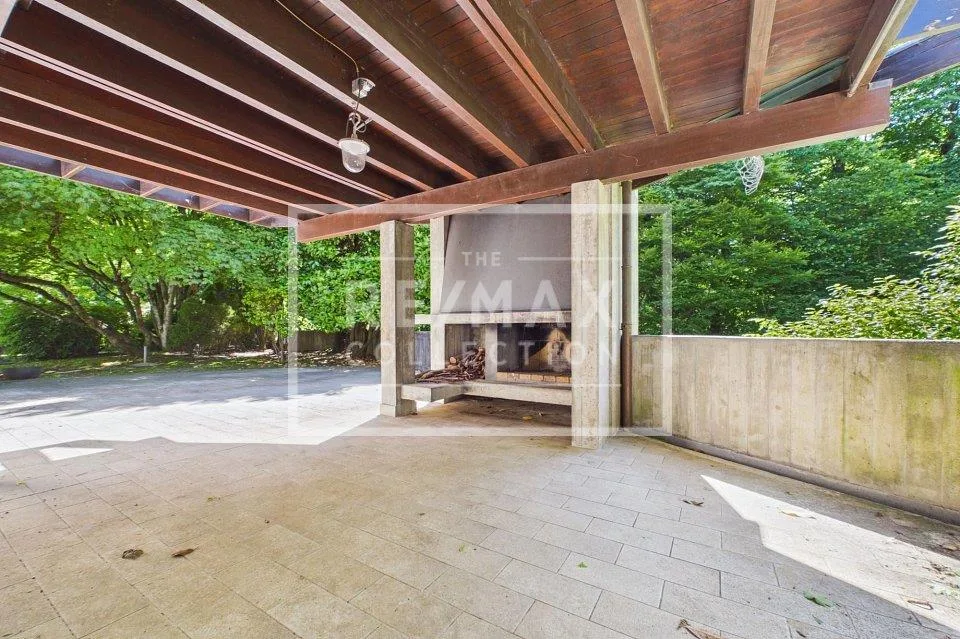 Elegante villa con piscina e giardino privato a Gentilino – Foto 9 von 13