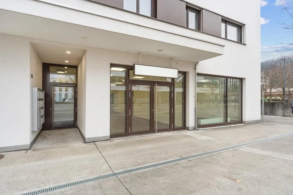 Flexibel nutzbare Gewerbefläche/Büroräume an gut frequentierter Lage