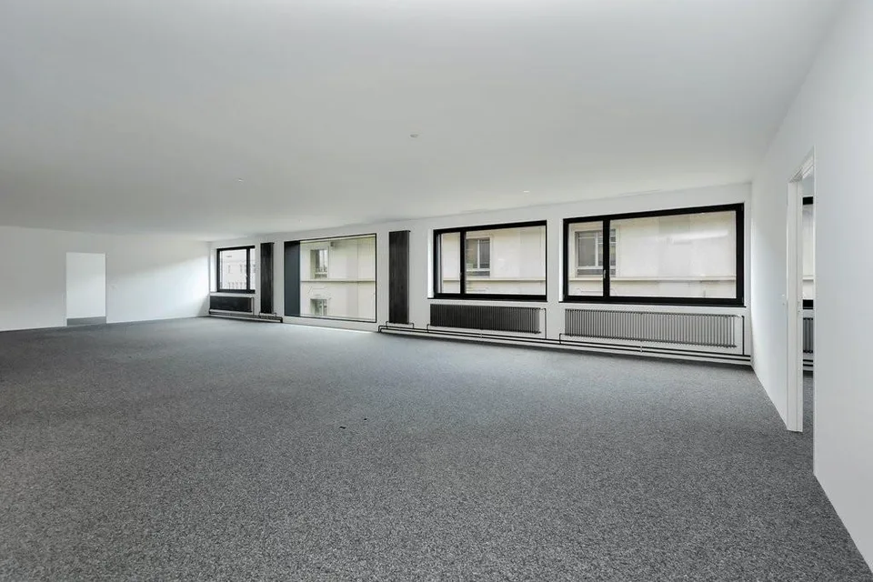 Top angebundene Büro- und Praxisflächen in Wabern