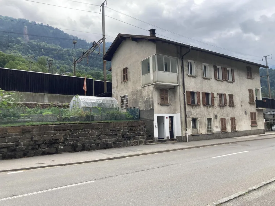 5 1/2-Zimmer-Wohnung im Dachgeschoss / appartamento di 5 1/2 locali...