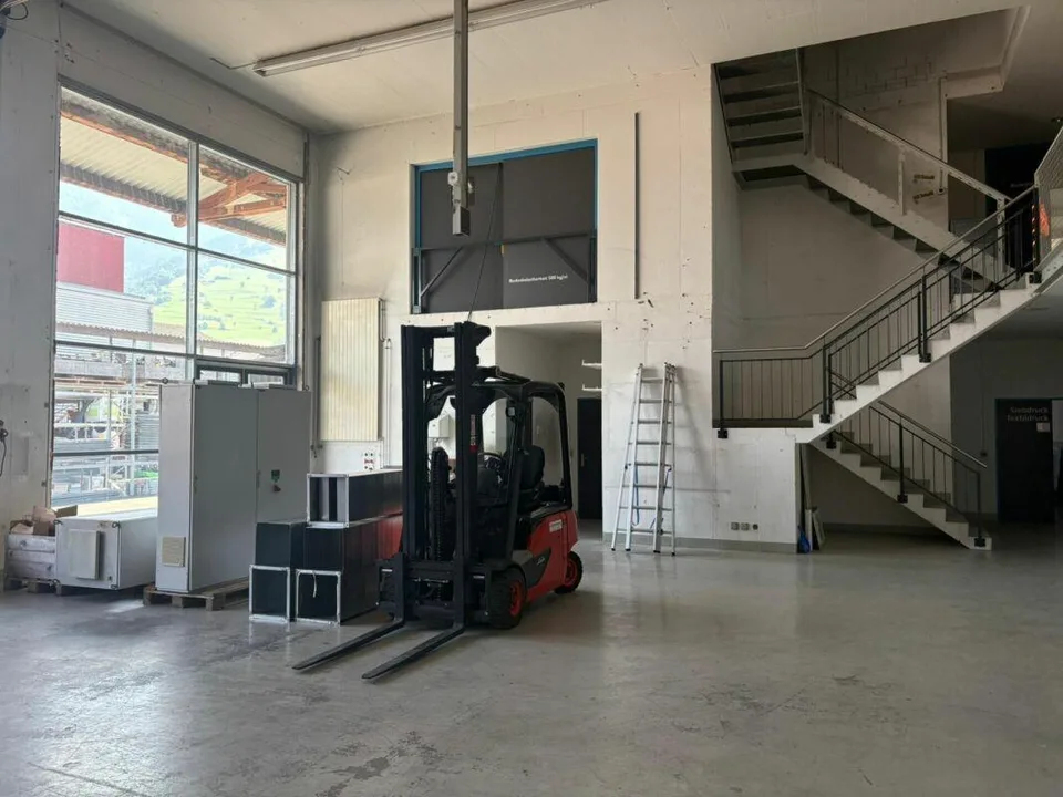 Gewerbepark an Top Lage - Halle, Büro und flexible Gewerbeflächen