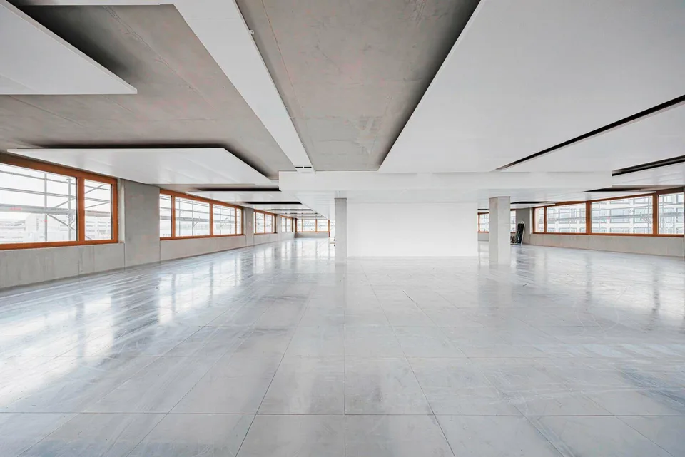 Surface de 923m2 dans le nouvel quartier mixte de Central Malley