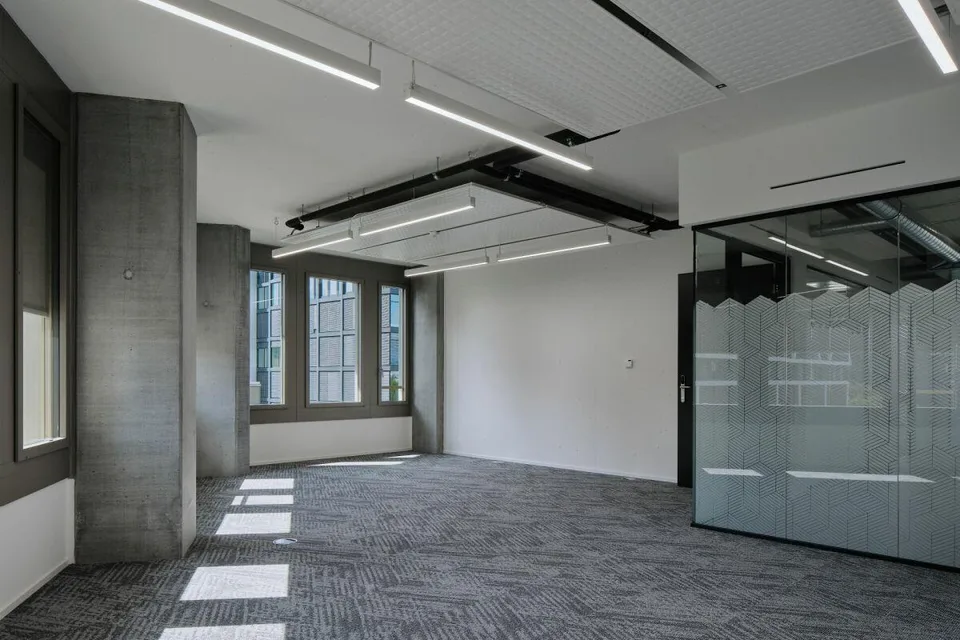 Gartenhochhaus Aglaya, Suurstoffi-Areal in Rotkreuz: Ein Arbeitspla... – Foto 12 von 14