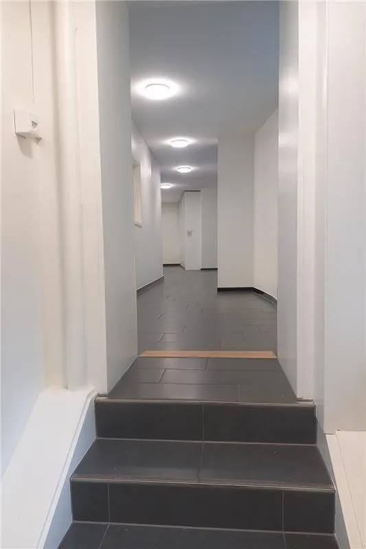 Moderne Gewerbefläche mit optimaler Erreichbarkeit und Seenähe – Foto 7 von 7
