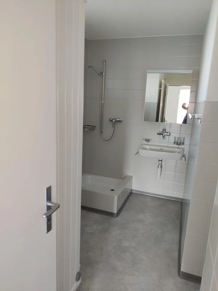 Grosse 4 1/2-Zimmer-Attika-Wohnung mit zwei Terrassen – Foto 10 von 13