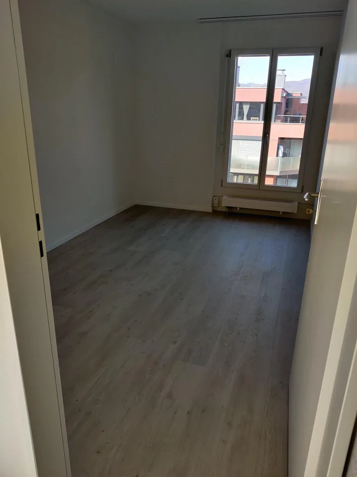 Grosse 4 1/2-Zimmer-Attika-Wohnung mit zwei Terrassen – Foto 7 von 13