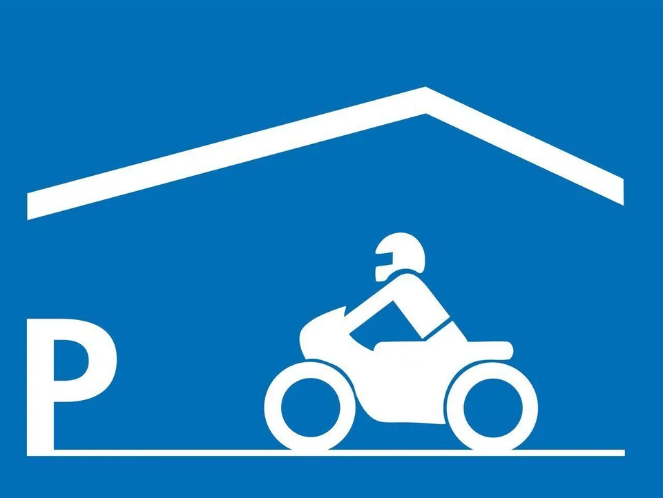Einstellhallenplatz sucht Motorrad!