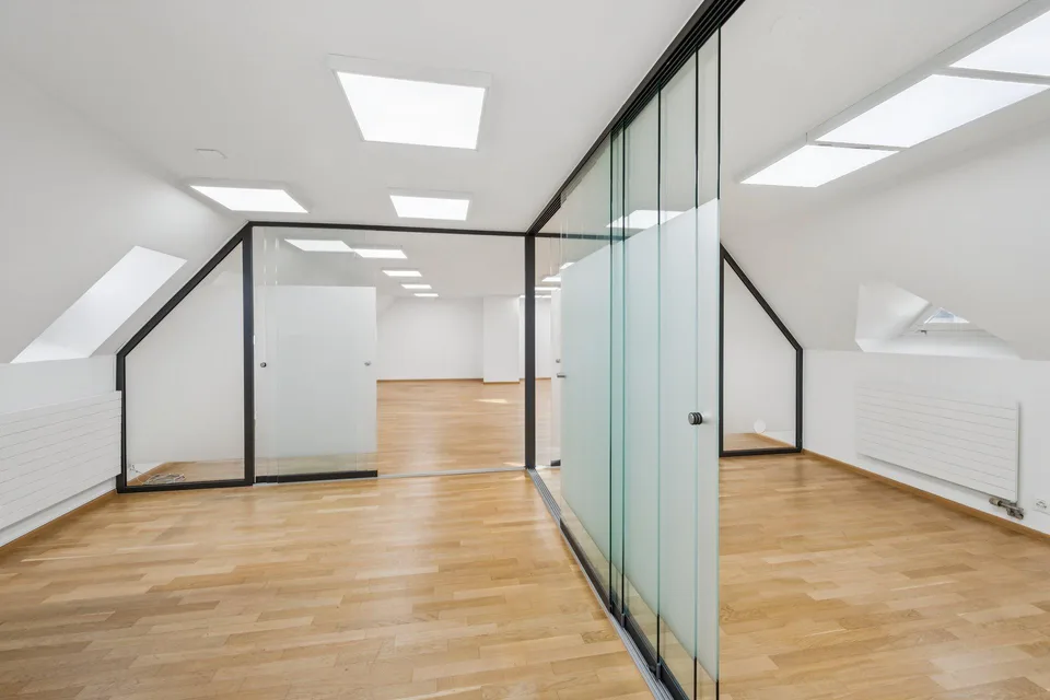 Grossraumbüro im Zentrum von Basel-Stadt