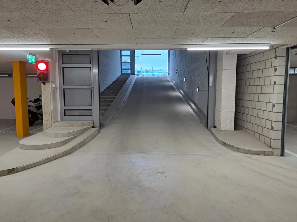 Parkplatz AEH im Gundeli - direkt beim Bahnhof SBB