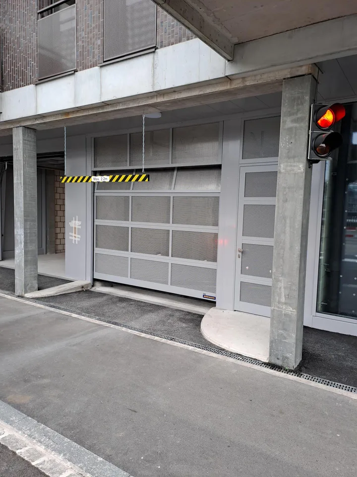 Parkplatz AEH im Gundeli - direkt beim Bahnhof SBB