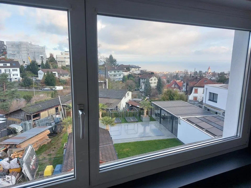 Tolle 4-Zimmerwohnung mit Seesicht – Foto 6 von 9