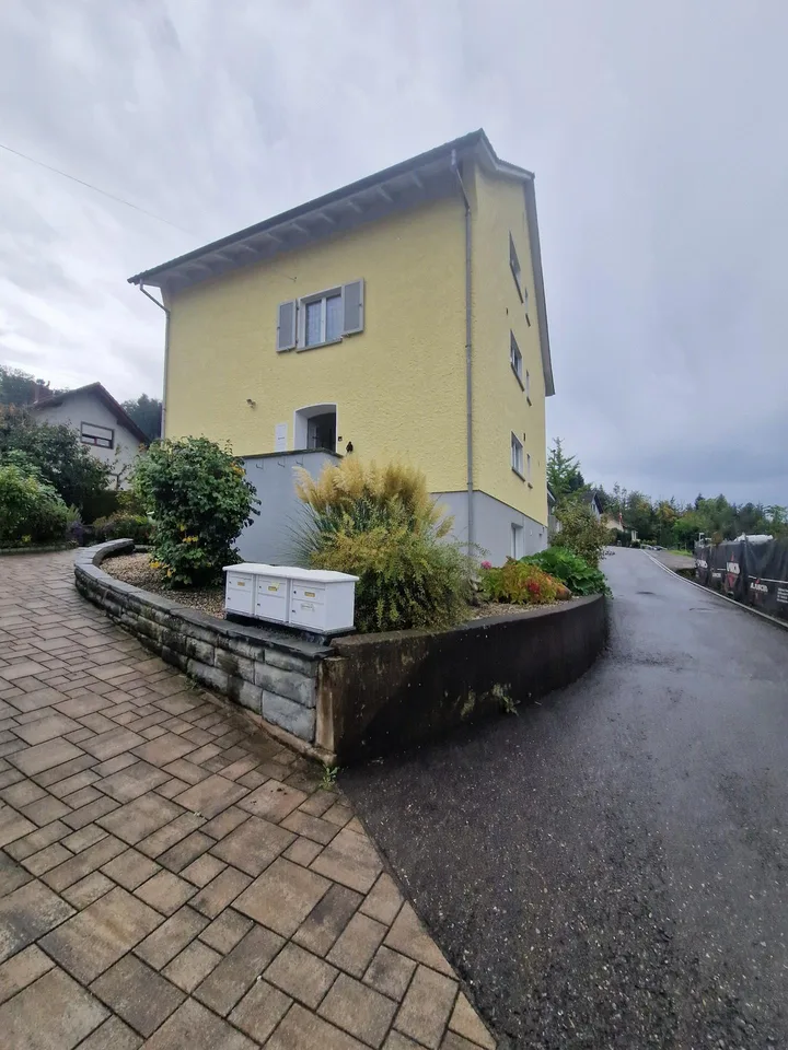 Tolle 4-Zimmerwohnung mit Seesicht