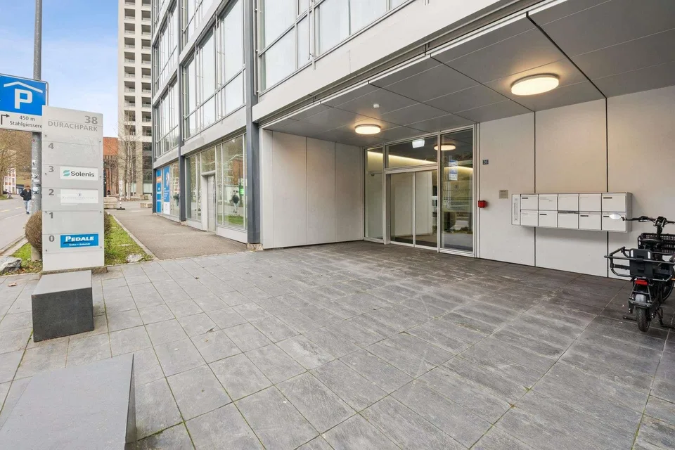 Attraktive Gewerbefläche an belebtem Standort – photo 10 sur 17