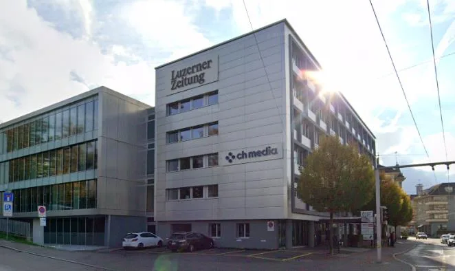 Helle Büroräumlichkeiten mit flexibler Raumaufteilung