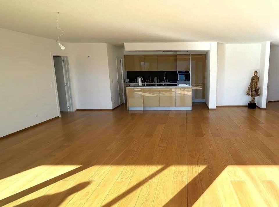 Vernate splendido appartamento con meravigliosa vista su lago e montag