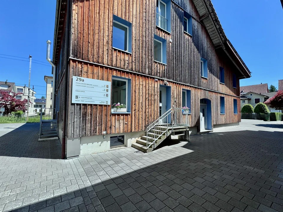 Arbeiten an zentraler Lage in Uster